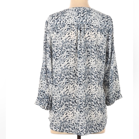 Dalia size small flowy top - Picture 2 of 2